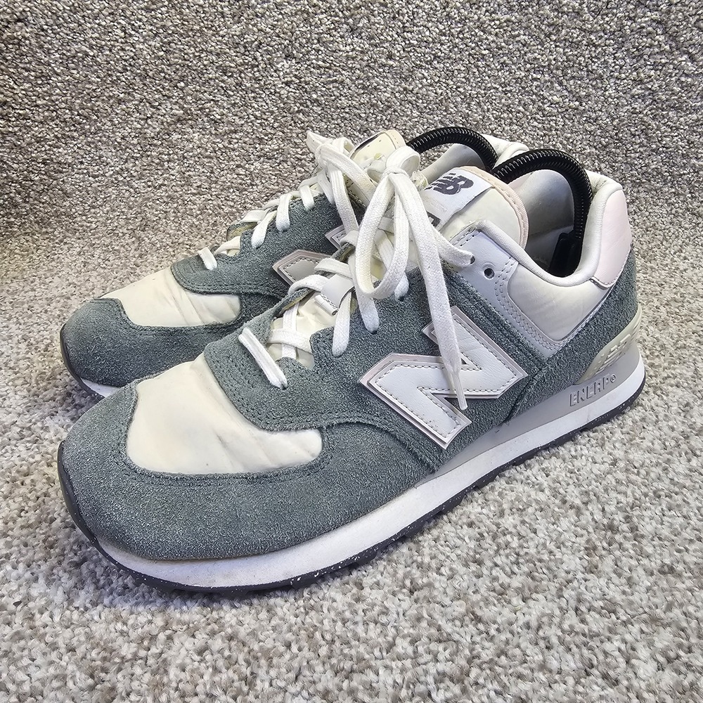 New Balance 574 Shoes Womens Size 9 Green Suede Athletic Sneakers Has Flaws